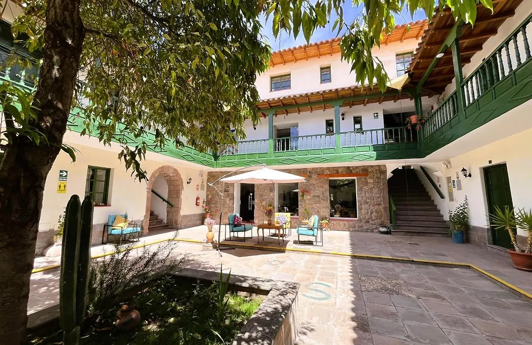 Usgar San Pedro Boutique-1